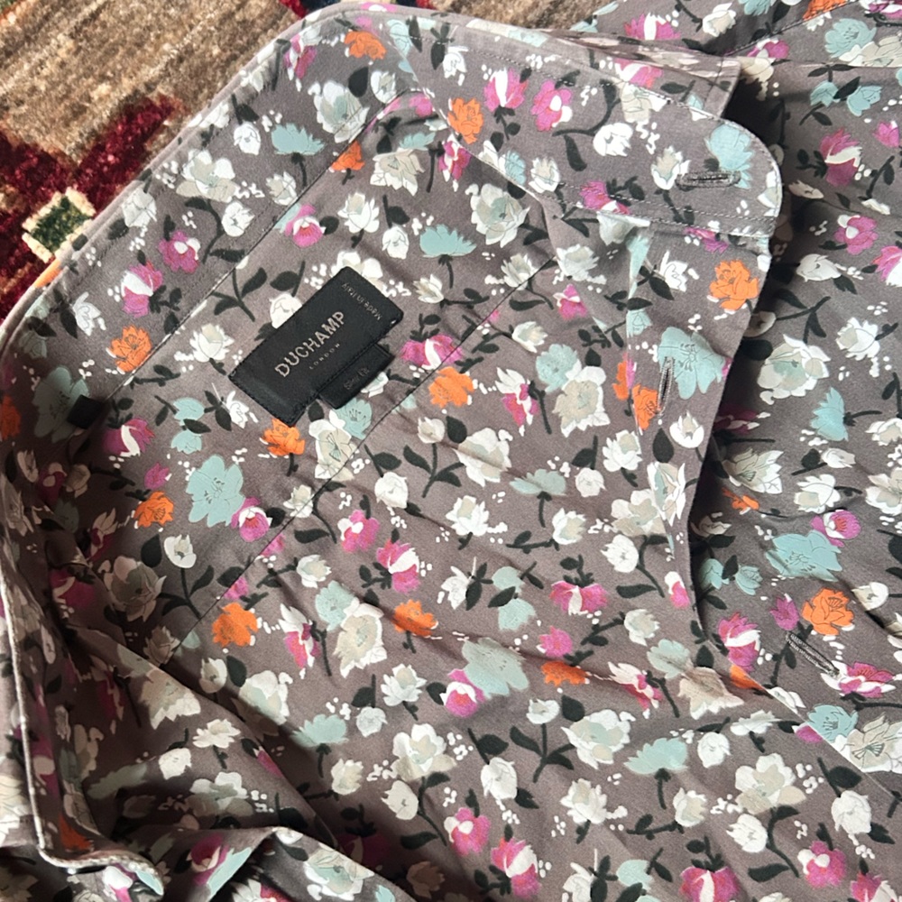 Italian Designer Button down - Picture 2 of 3